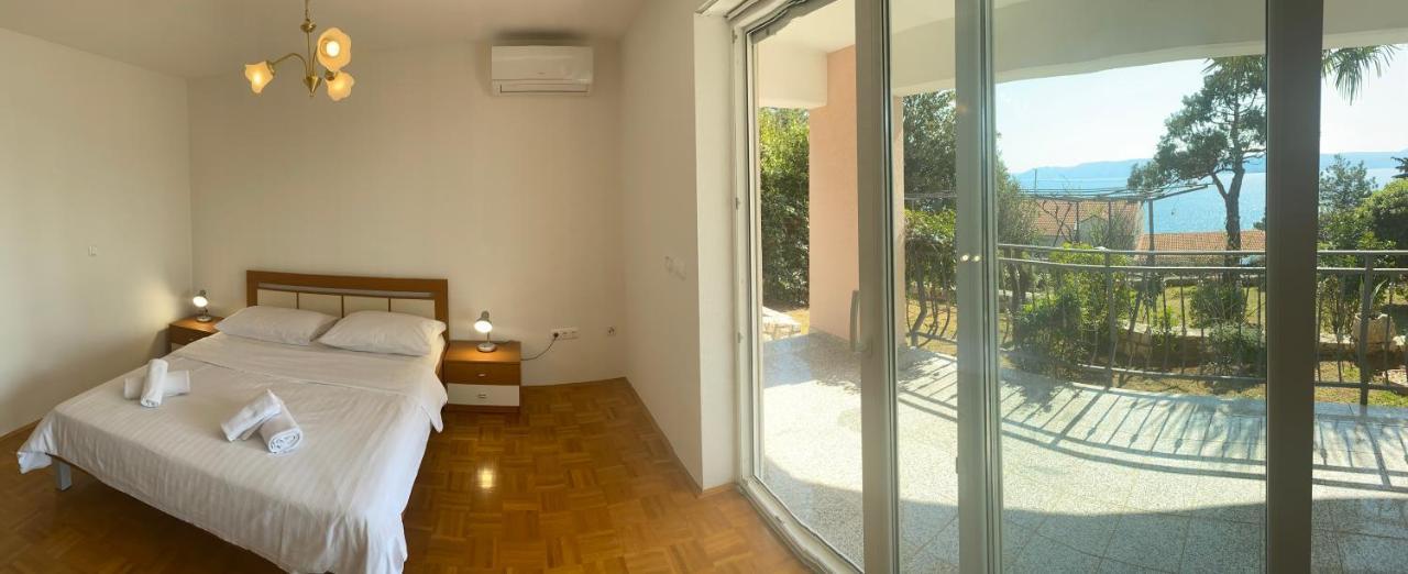 Apartments La Mer Novi Vinodolski Exterior foto